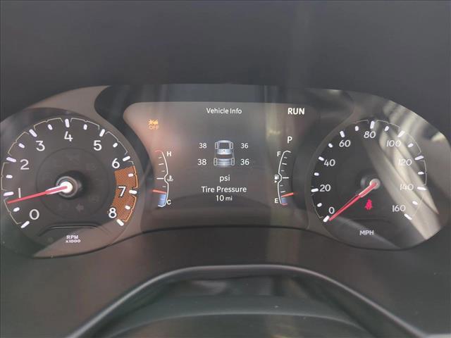 Photo of 2025 Bright White Clearcoat Jeep Compass