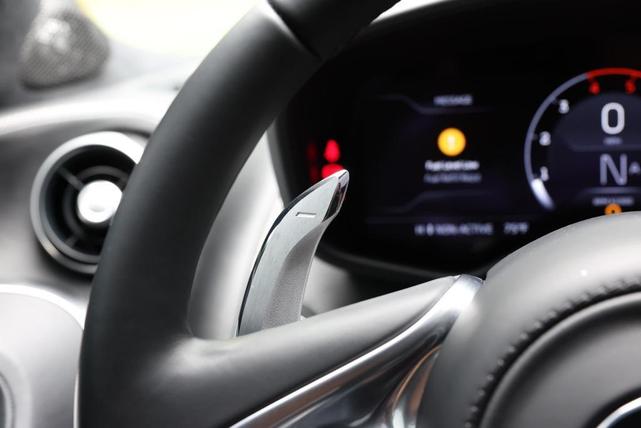 Photo of 2022 White McLaren GT