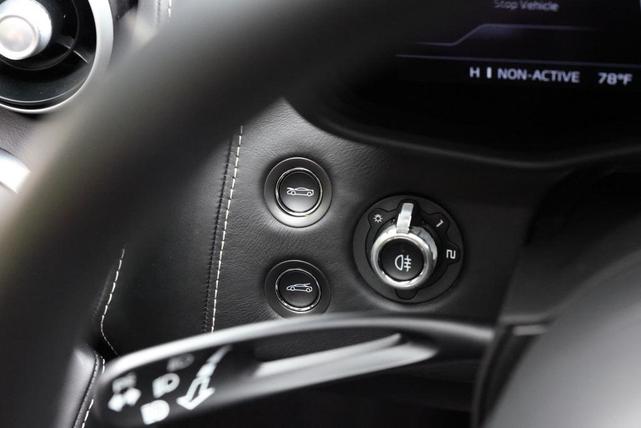 Photo of 2022 White McLaren GT