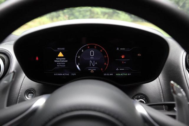 Photo of 2022 White McLaren GT