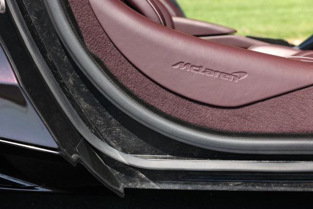 Photo of 2018 Quartz McLaren 720S