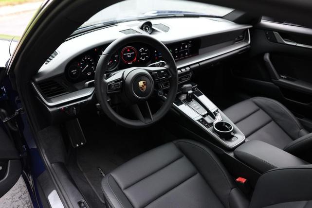 Photo of 2022 Blue Porsche 911