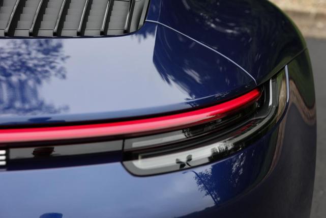 Photo of 2022 Blue Porsche 911