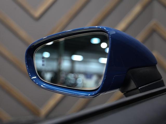 Photo of 2023 Azure Blue Porsche 911