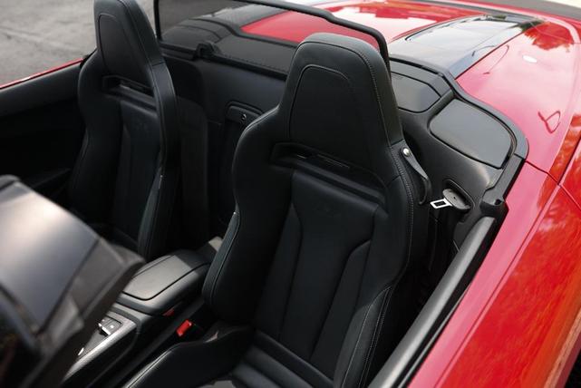 Photo of 2018 Black Metallic Audi R8