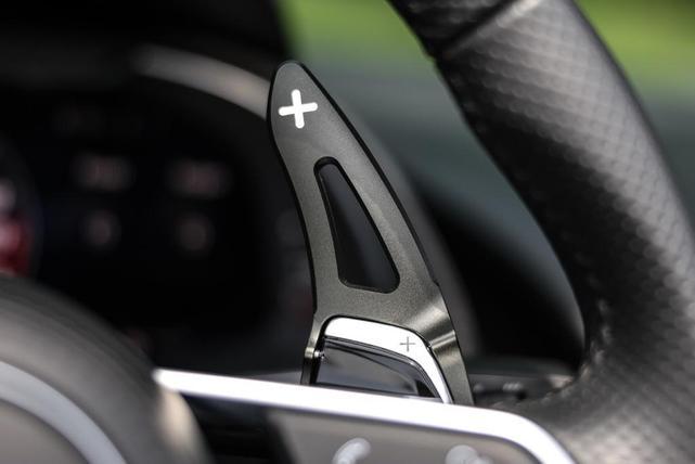 Photo of 2018 Black Metallic Audi R8