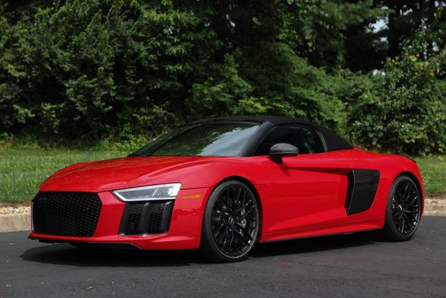Photo of 2018 Black Metallic Audi R8