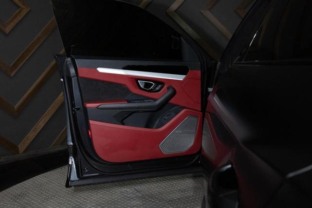 Photo of 2020 Grigio Nimbus Metallic Lamborghini Urus