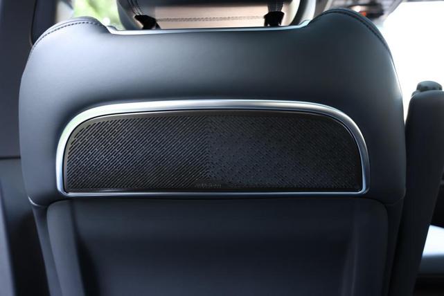 Photo of 2023 Black Land Rover Range Rover