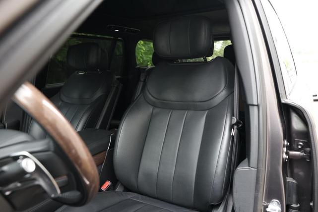 Photo of 2023 Black Land Rover Range Rover