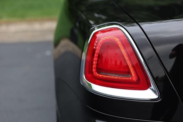 Photo of 2018 Lyrical Copper Rolls-Royce Dawn