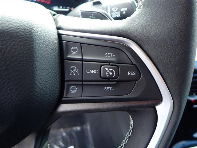 Photo of 2025 Bright White Clearcoat Jeep Grand Cherokee 4xe