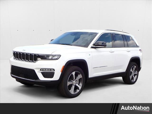 Photo of 2025 Bright White Clearcoat Jeep Grand Cherokee 4xe