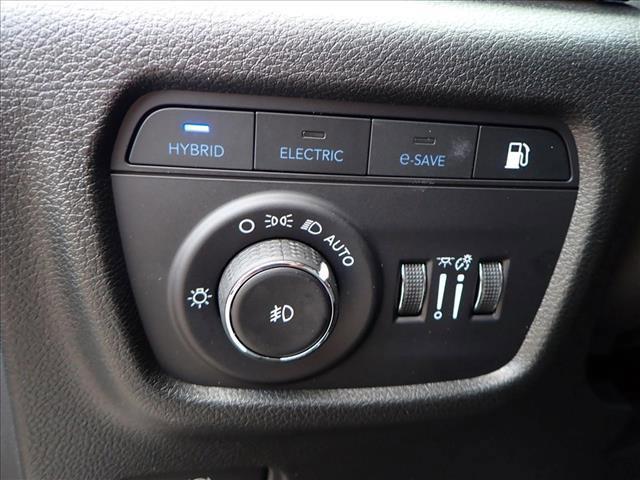 Photo of 2025 Bright White Clearcoat Jeep Grand Cherokee 4xe