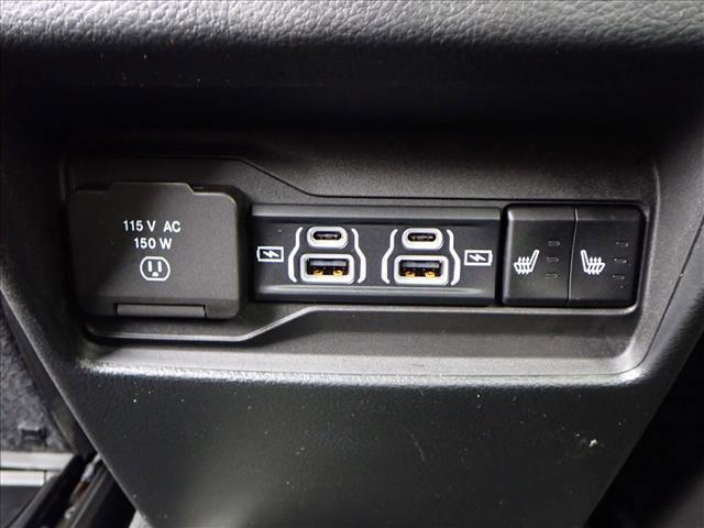 Photo of 2025 Bright White Clearcoat Jeep Grand Cherokee