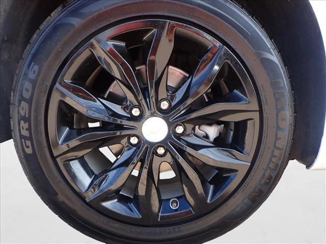 Photo of 2023 Summit White Chevrolet Malibu