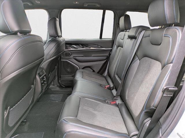 Photo of 2025 Bright White Clearcoat Jeep Grand Cherokee 4xe