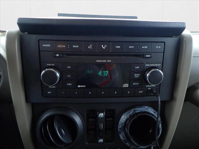 Photo of 2007 Rescue Green Metal Jeep Wrangler