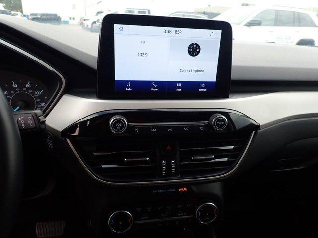 Photo of 2022 Iced Blue Silver Metallic Ford Escape