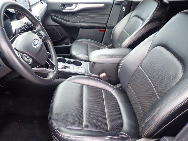 Photo of 2022 Iced Blue Silver Metallic Ford Escape