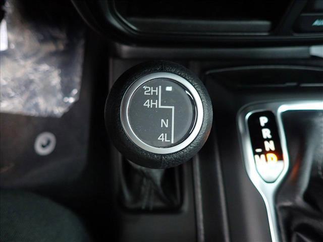 Photo of 2025 Hydro Blue Pearlcoat Jeep Gladiator