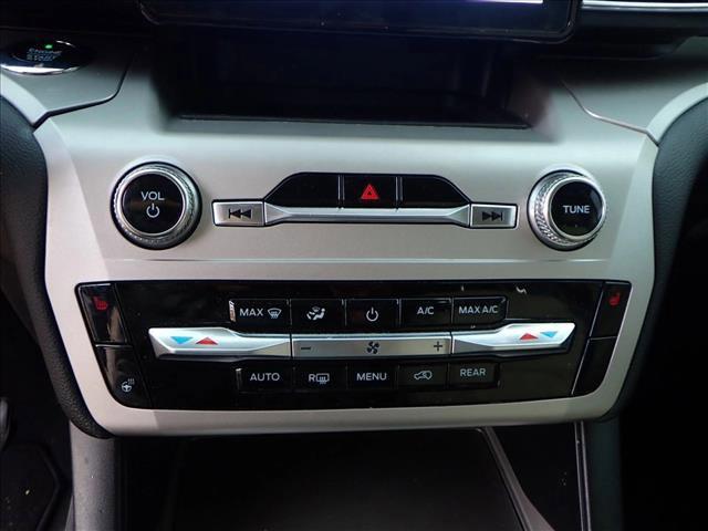 Photo of 2021 Carbonized Gray Metallic Ford Explorer