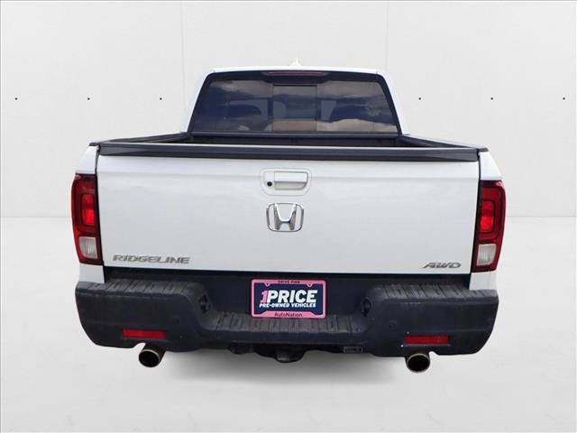 Photo of 2023 Platinum White Pearl Honda Ridgeline