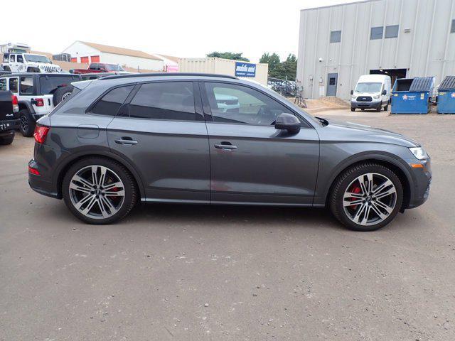 Photo of 2019 Daytona Gray Pearl E Audi SQ5
