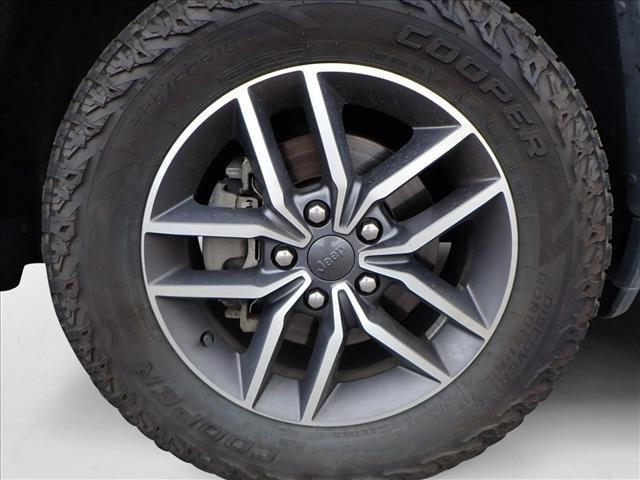 Photo of 2020 Sangria Metallic Clearcoat Jeep Grand Cherokee
