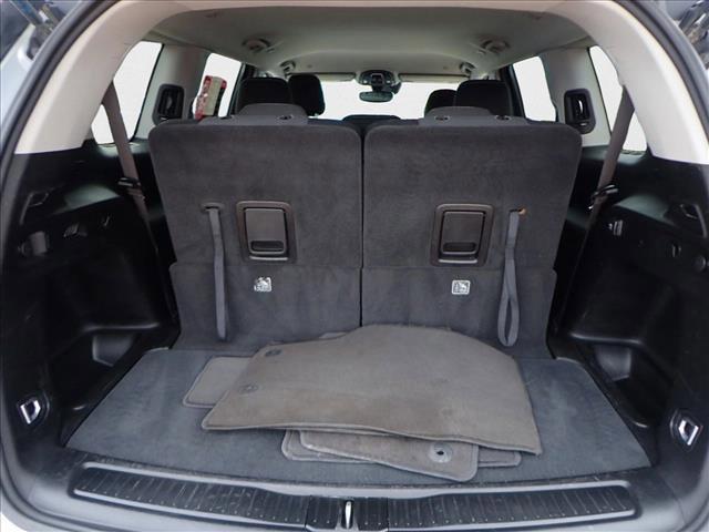 Photo of 2023 Silver Zynith Jeep Grand Cherokee L