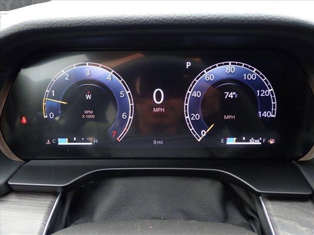 Photo of 2025 Silver Zynith Jeep Grand Cherokee