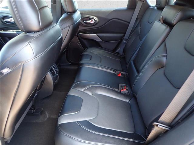 Photo of 2022 Granite Crystal Metallic Clearcoat Jeep Cherokee