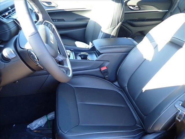 Photo of 2025 Velvet Red Pearlcoat Jeep Grand Cherokee