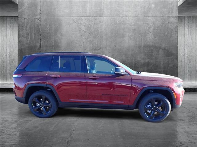Photo of 2025 Velvet Red Pearlcoat Jeep Grand Cherokee