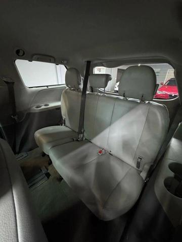 Photo of 2012 Predawn Gray Mica Toyota Sienna