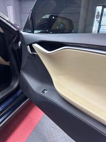 Photo of 2013 Gray Metallic Tesla Model S