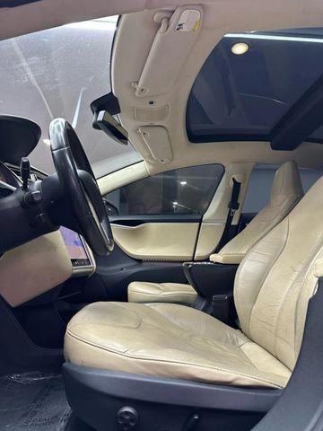 Photo of 2013 Gray Metallic Tesla Model S