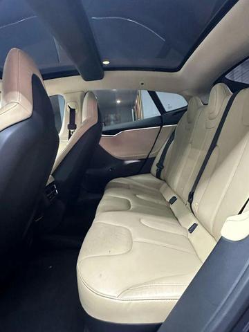 Photo of 2013 Gray Metallic Tesla Model S