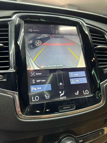 Photo of 2016 White Volvo XC90