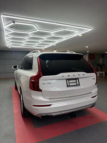 Photo of 2016 White Volvo XC90