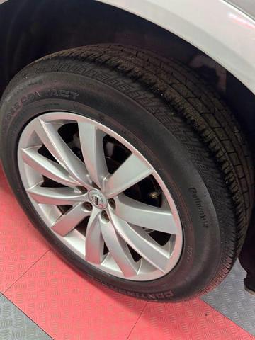 Photo of 2016 White Volvo XC90
