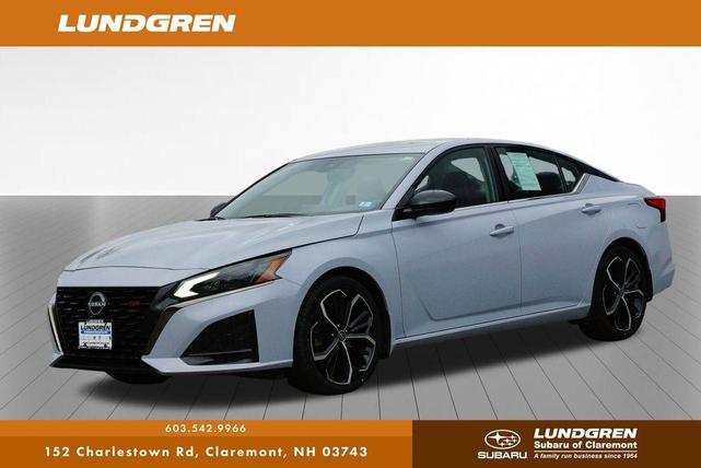 Photo of 2024 Gray Sky Pearl Nissan Altima