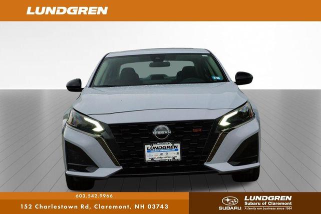 Photo of 2024 Gray Sky Pearl Nissan Altima