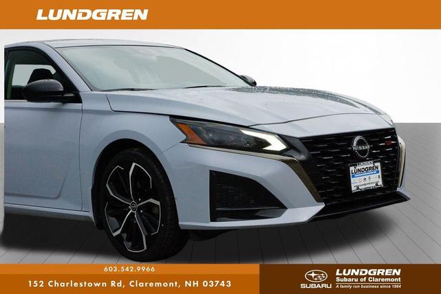 Photo of 2024 Gray Sky Pearl Nissan Altima