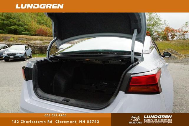Photo of 2024 Gray Sky Pearl Nissan Altima