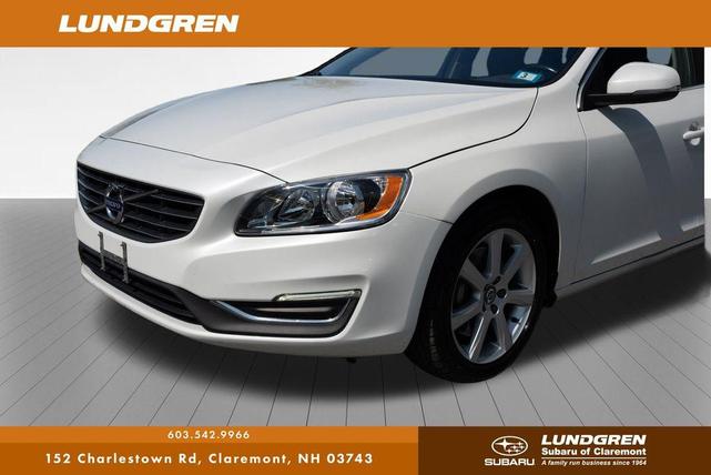 Photo of 2017 Crystal White Pearl Volvo V60