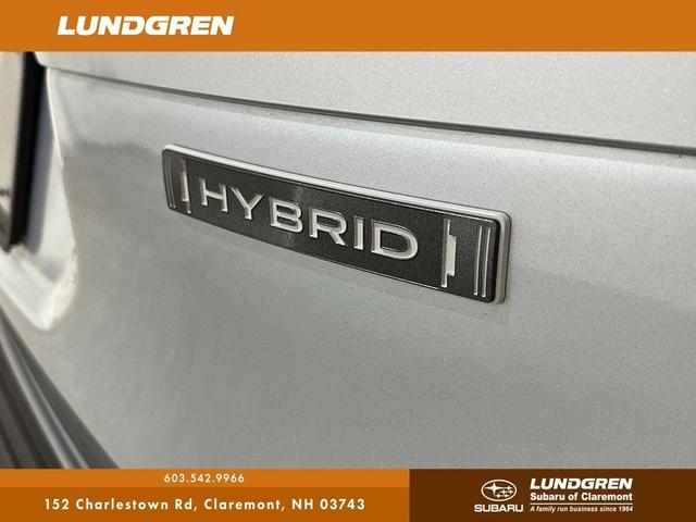 Photo of 2025 Ice Silver Metallic Subaru Forester Hybrid