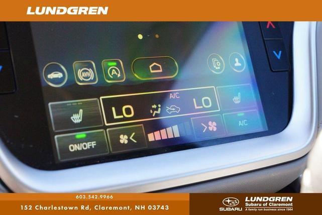 Photo of 2025 Crystal White Pearl Subaru Outback