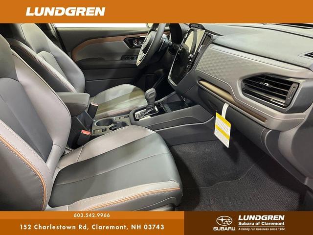 Photo of 2025 Magnetite Gray Metallic Subaru Forester