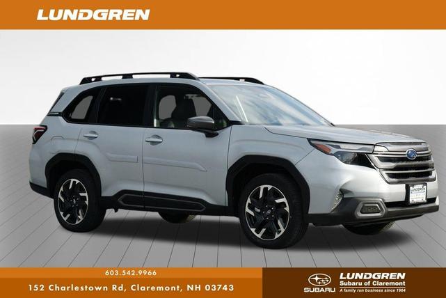 Photo of 2025 Ice Silver Metallic Subaru Forester